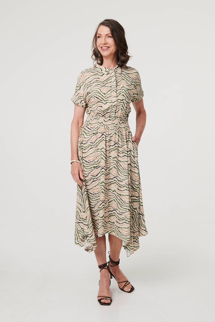 Printed Short Sleeve Shirred Midi Dress