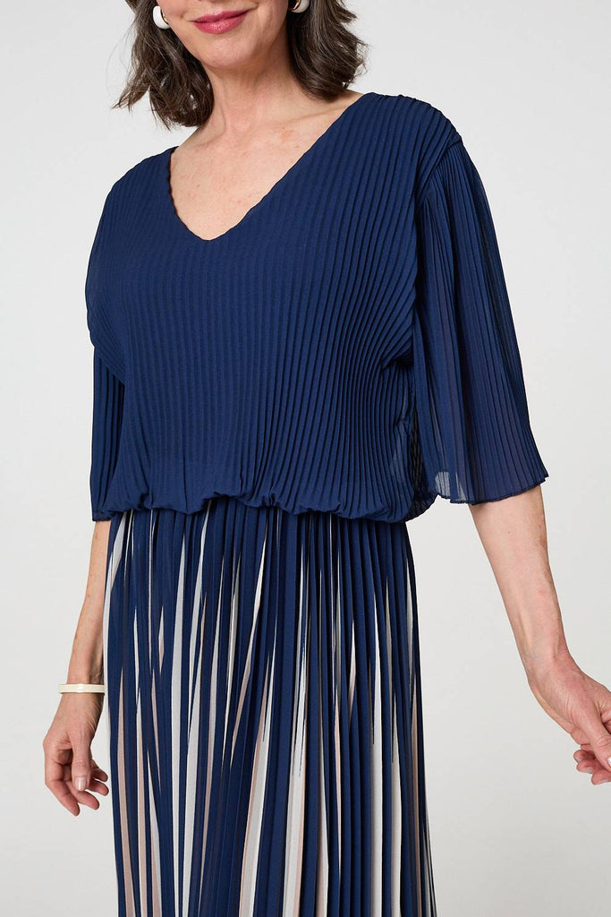 Striped Pleat 1/2 Sleeve Midi Dress