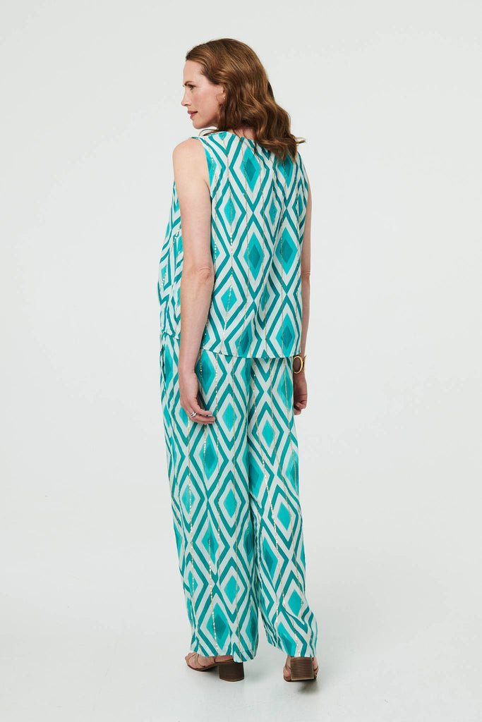 Geo Print V-Neck Sleeveless Relaxed Top