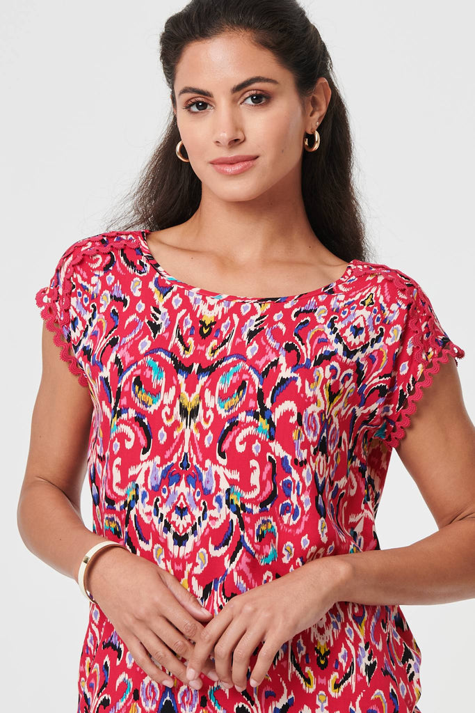 Printed Lace Trim Cap Sleeve Blouse