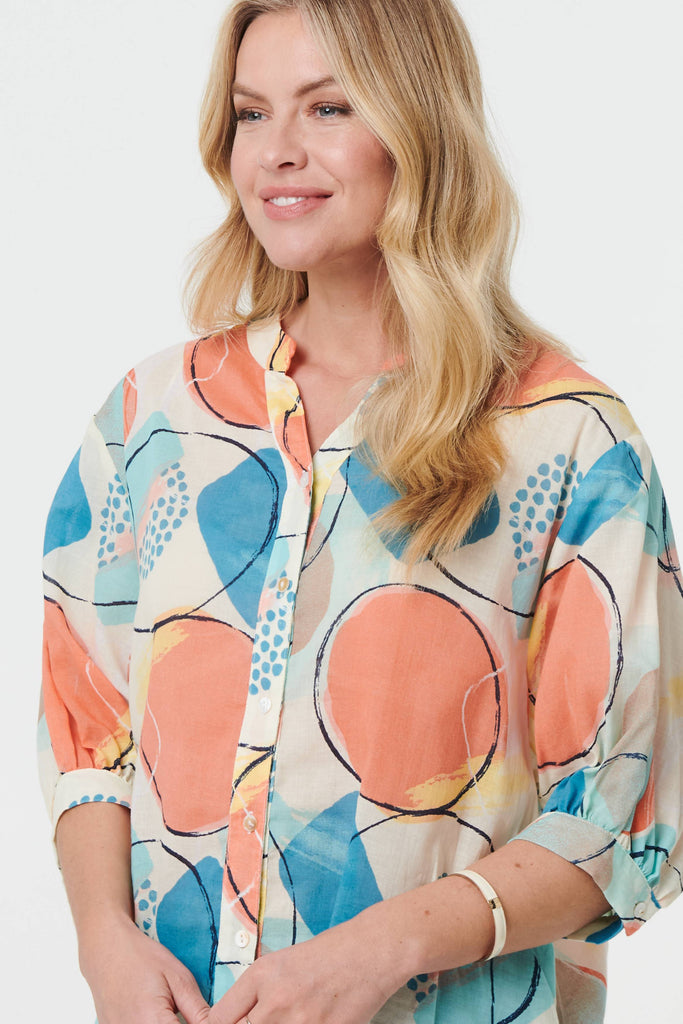 Printed 3/4 Sleeve Button-Back Blouse