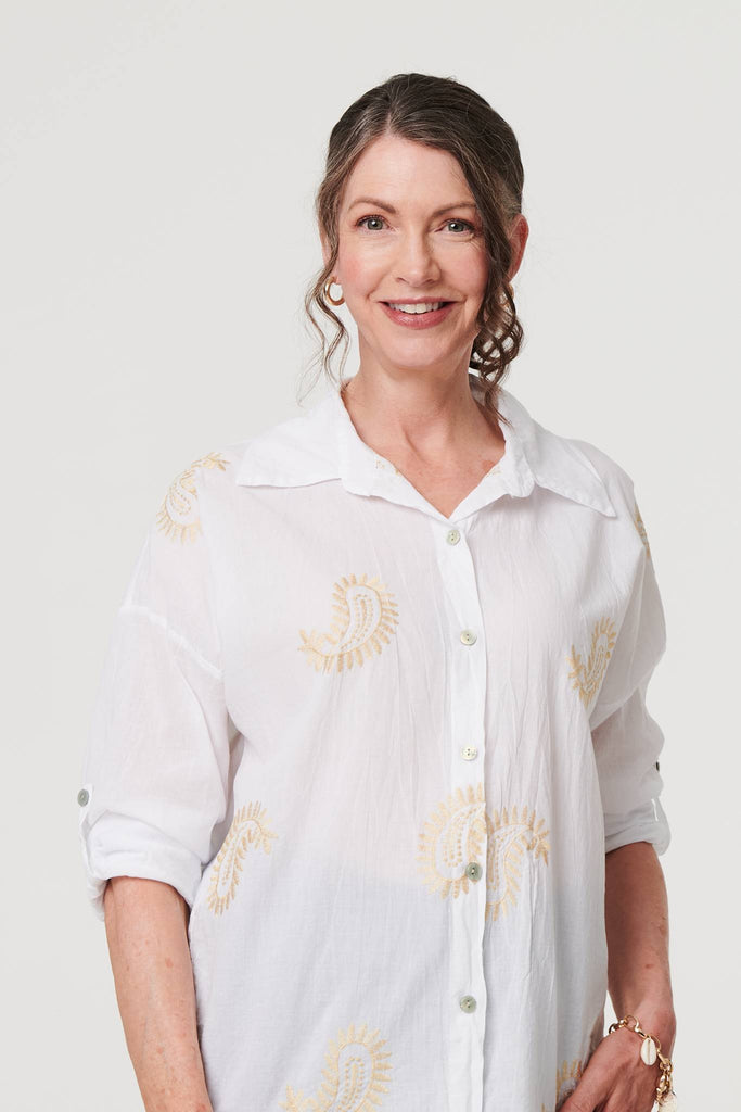 Embroidered 3/4 Turn-Up Sleeve Shirt