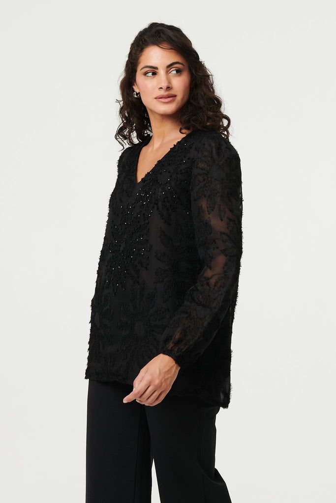 Lace Embellished V-Neck Long Sleeve Top